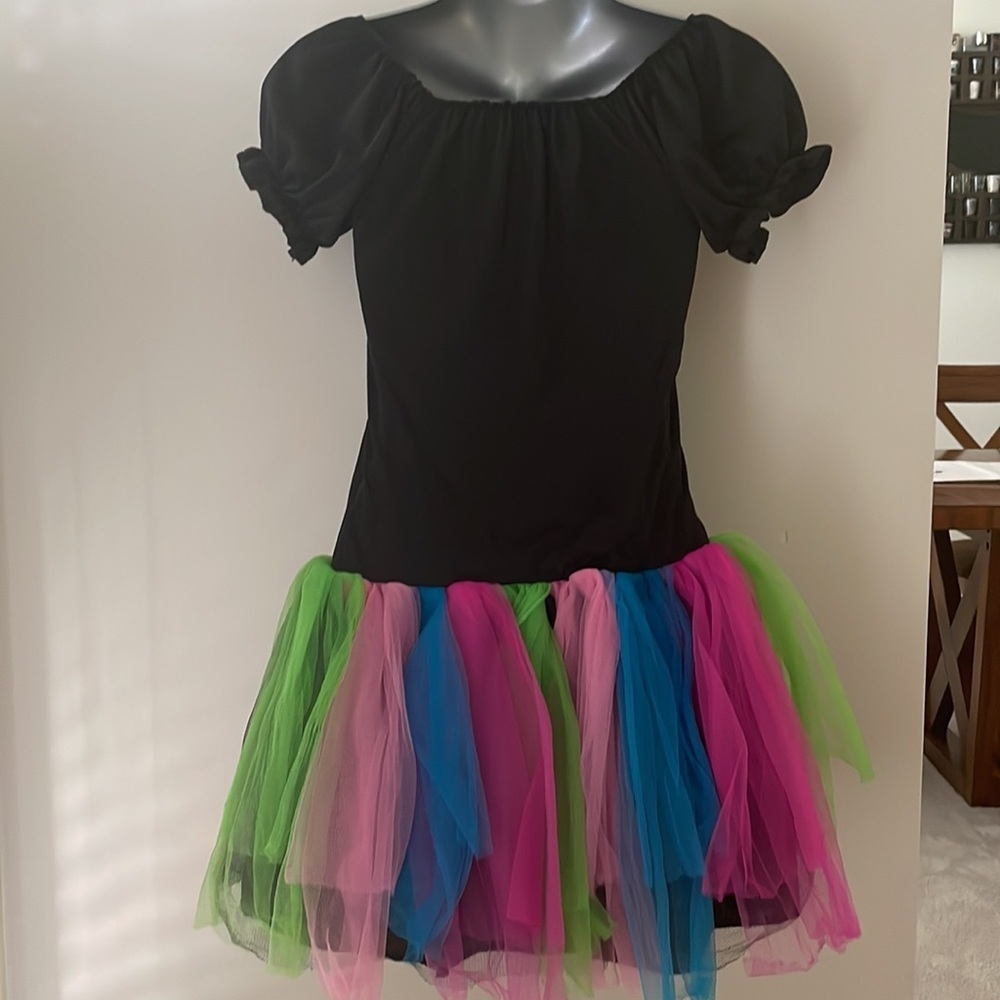 Girl’s Costume - Picture 6 of 11